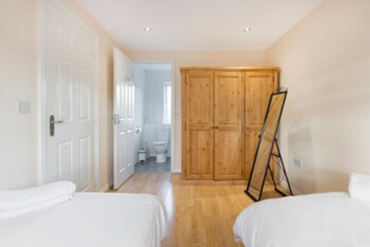Room 18 of 19