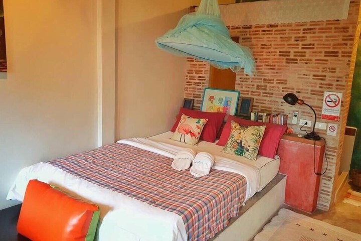 Room 15 of 69
