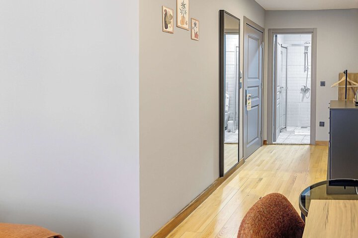 Room 54 of 72