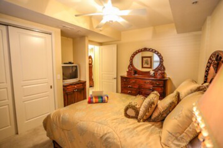 Room 29 of 33