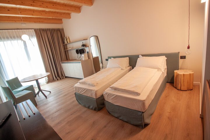 Room 10 of 55