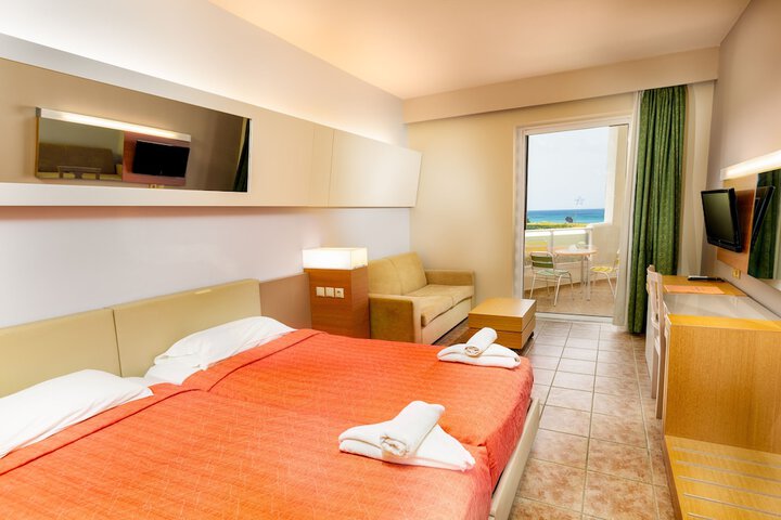 Room 26 of 229