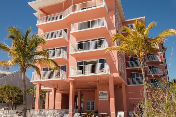 Hotel 211 of 229