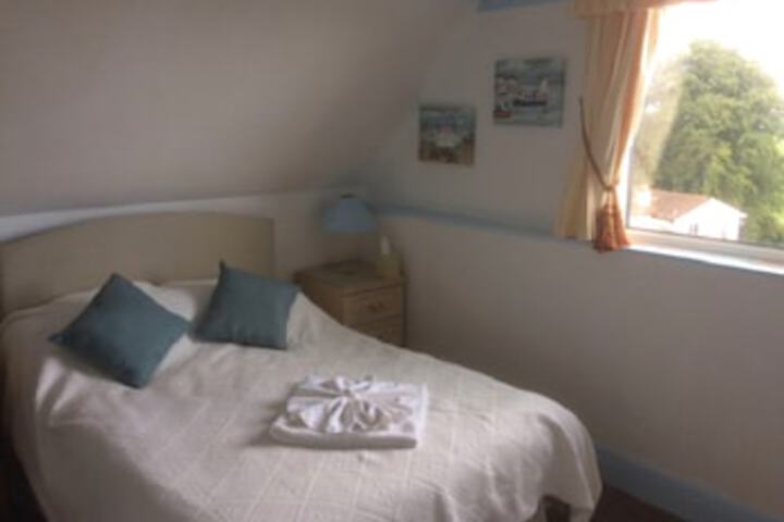 Room 8 of 8