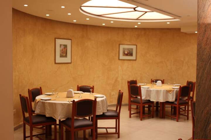 Dining 10 of 20