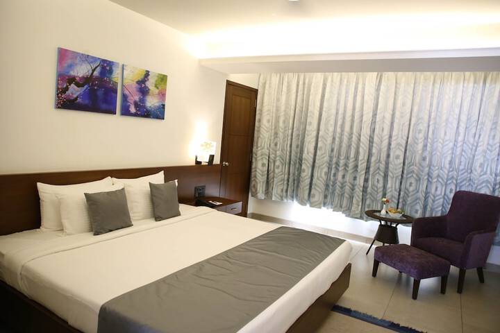 Room 29 of 40