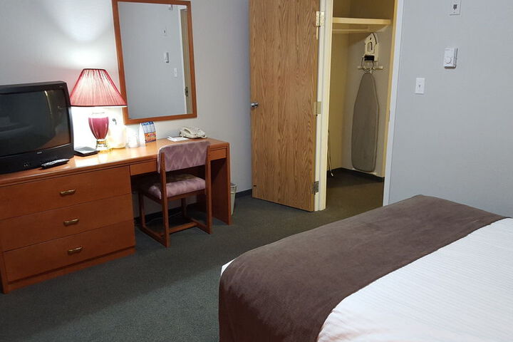 PREMIER INN AND SUITES