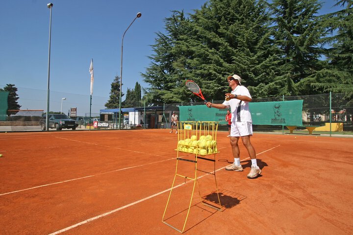 Tennis court
