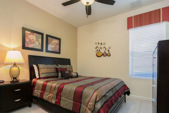 Room 6 of 21