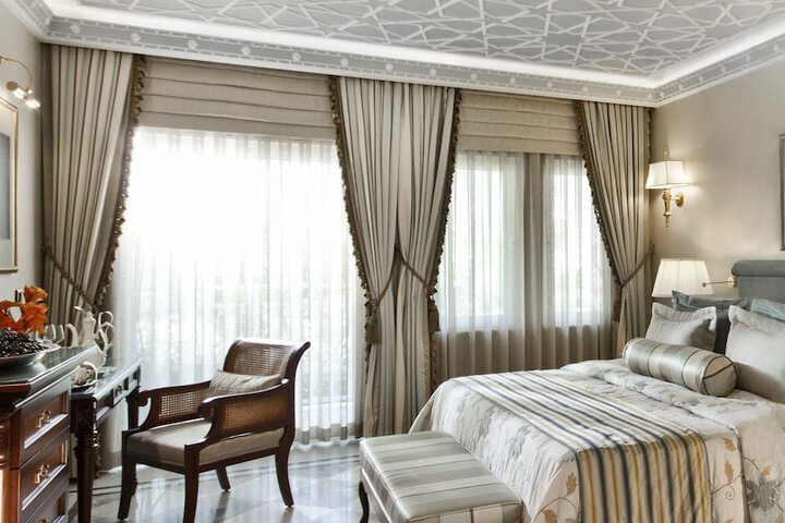 Room 16 of 186