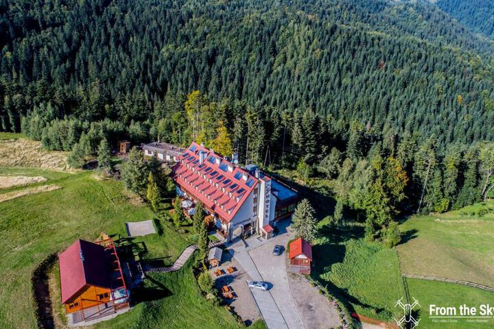 Ski Hotel