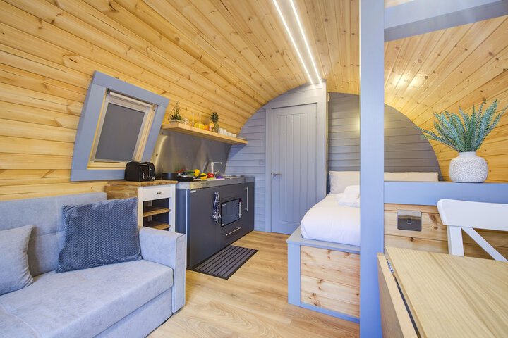 Room 5 of 159