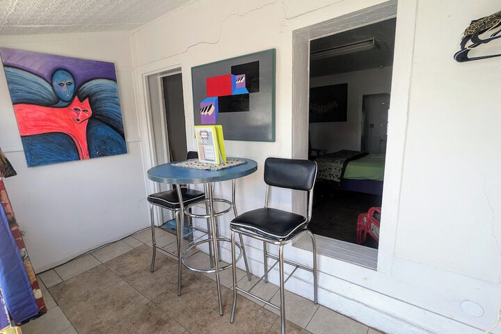 Room 176 of 276