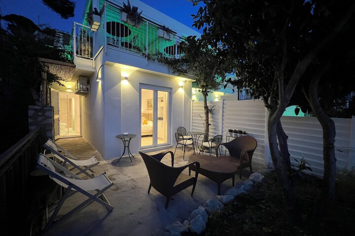 Terrace/Patio 40 of 106
