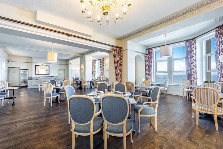Dining Photos