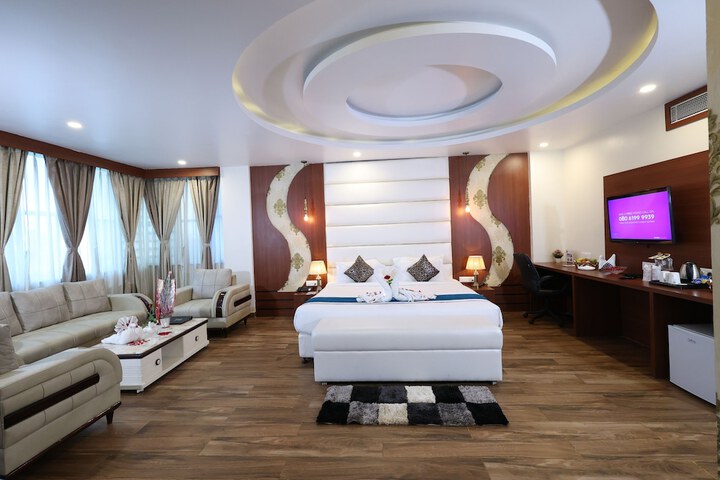 Room 20 of 35