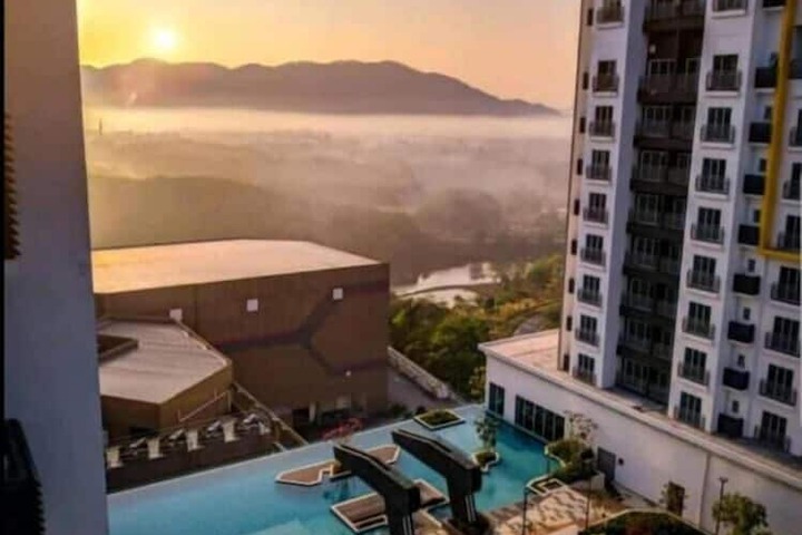 Hotel Pool