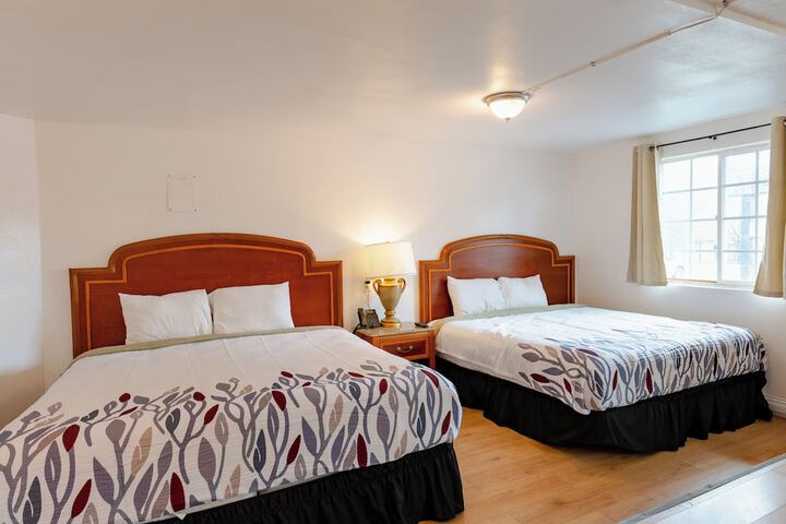 Room 2 of 21