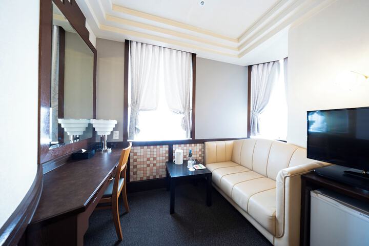 Room 22 of 66