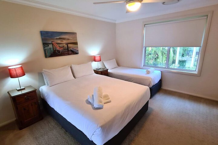 Room 7 of 98