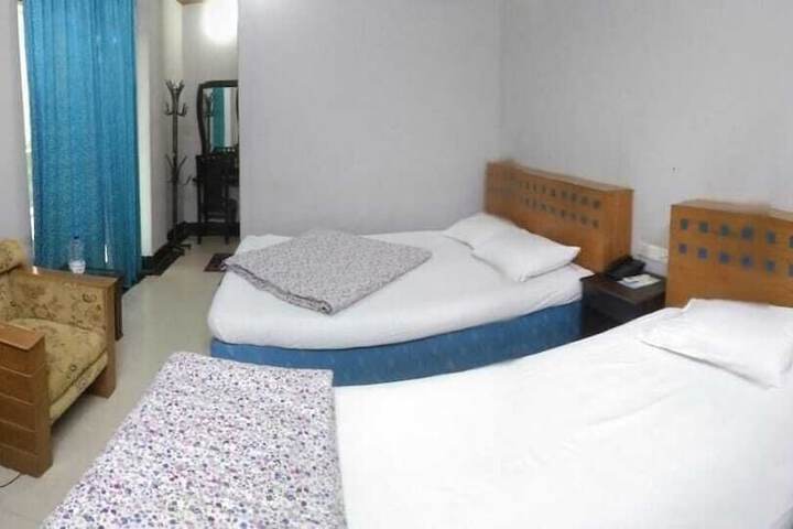 Room 27 of 58