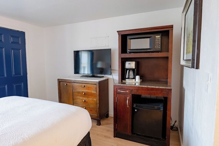Room 4 of 21