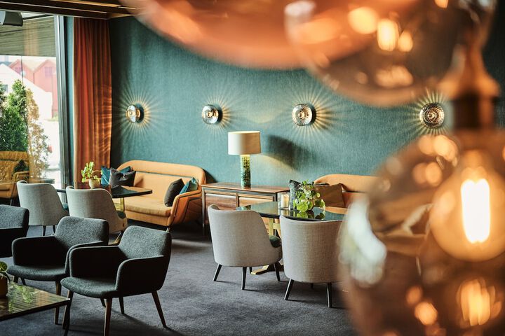 Hotel Lobby
