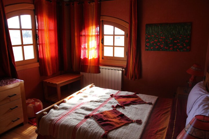Room 6 of 31