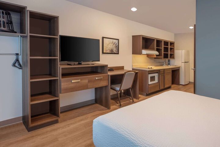 1 King Bed (1 of 5)