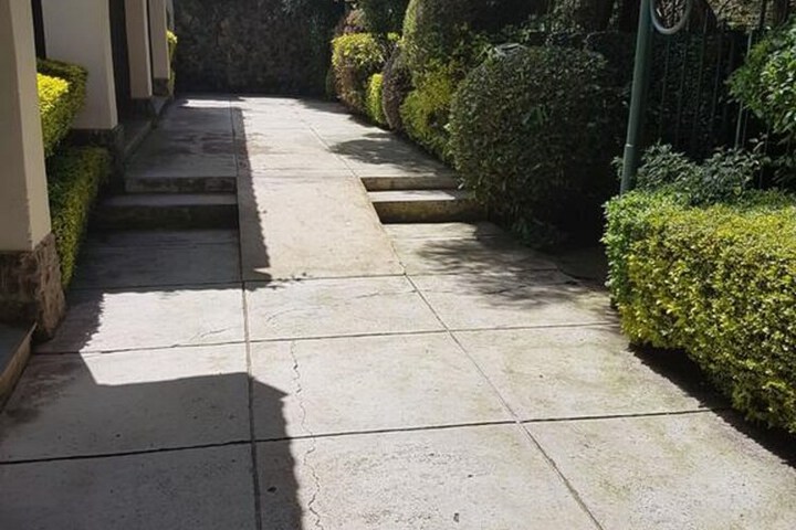 Property Grounds 30 of 43