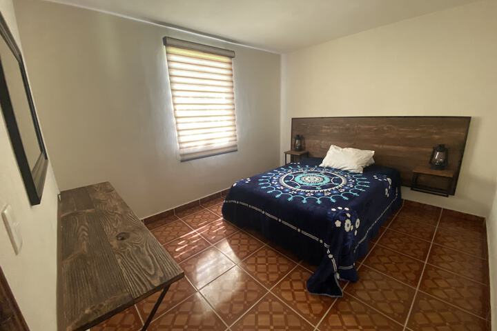 Room 2 of 31