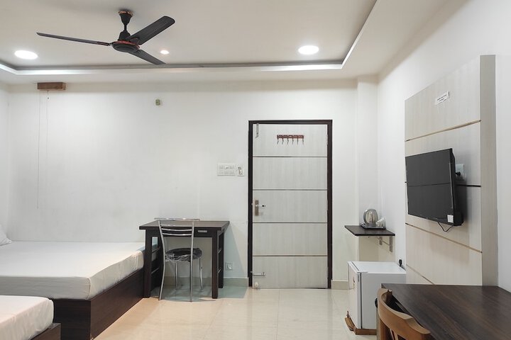 Room 13 of 47