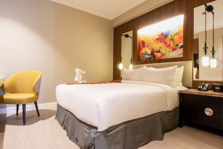 Room 10 of 47