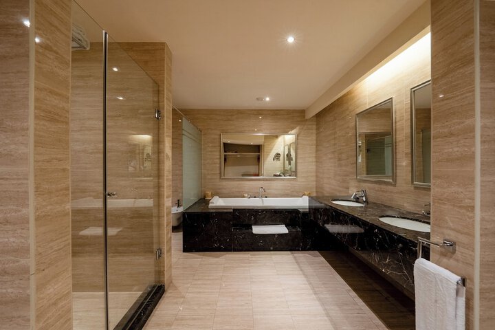 Bath Photo