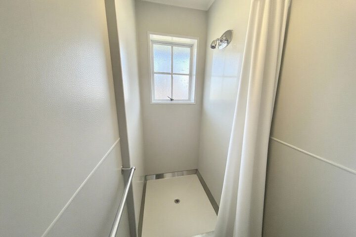 Room 53 of 65