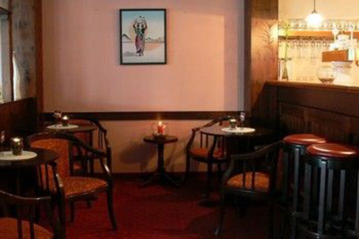 Hotel Bar
