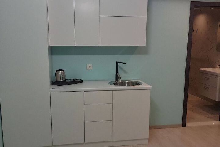 Room 51 of 80