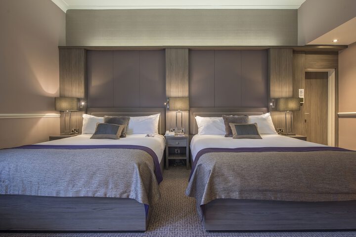 Room 21 of 114