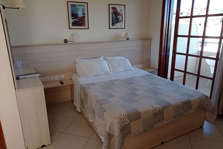 Room 12 of 49