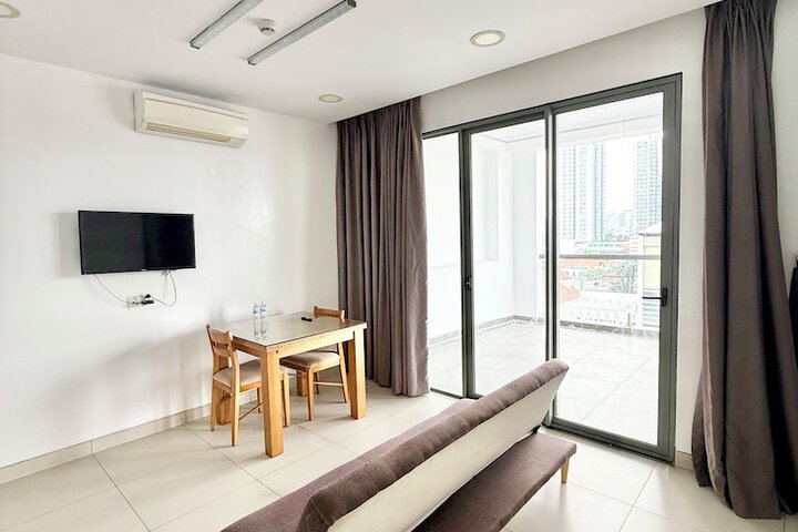 Room 43 of 58