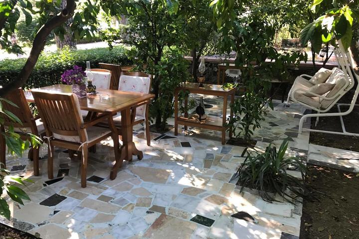 Terrace/Patio 8 of 37