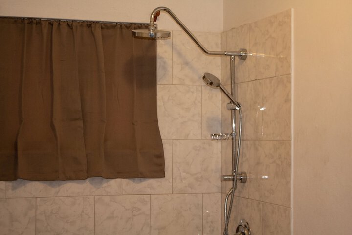 Room 6 of 6