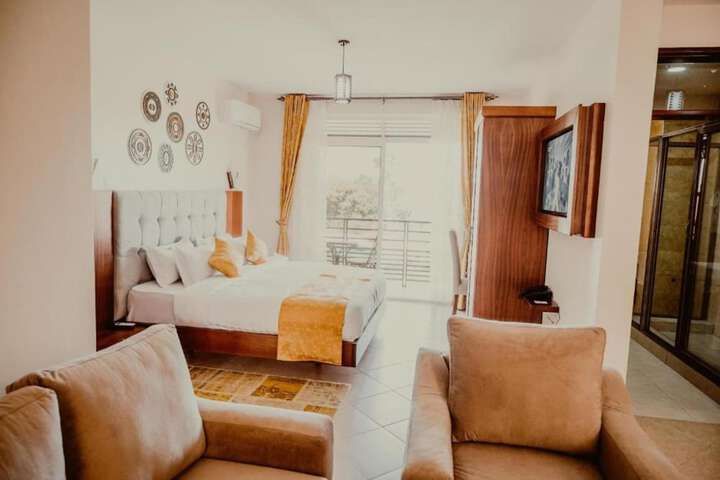 Room 5 of 37