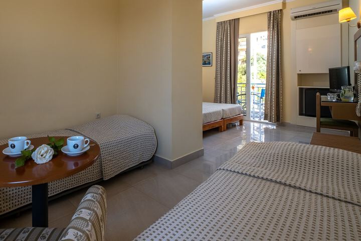 Room 17 of 49