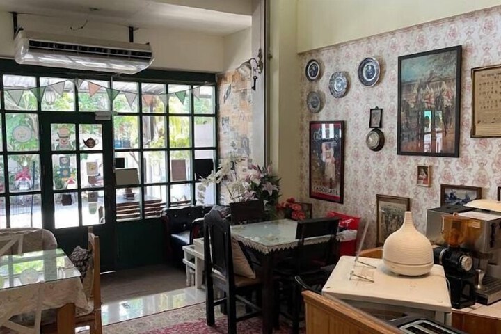 Room 16 of 58