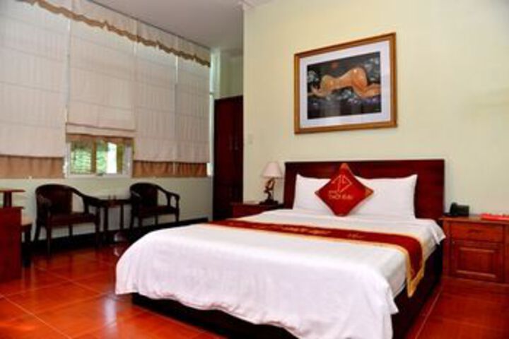 Room 15 of 22