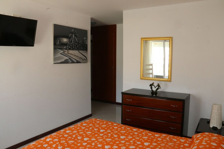 Room 9 of 70