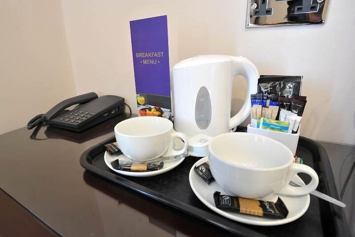 Breakfast/Coffee Service 35 of 52