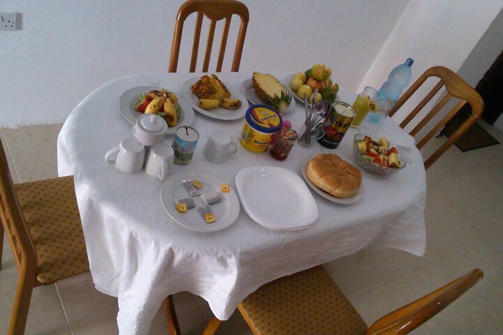 Breakfast/Coffee Service 16 of 20