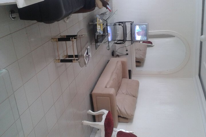 Room 6 of 23
